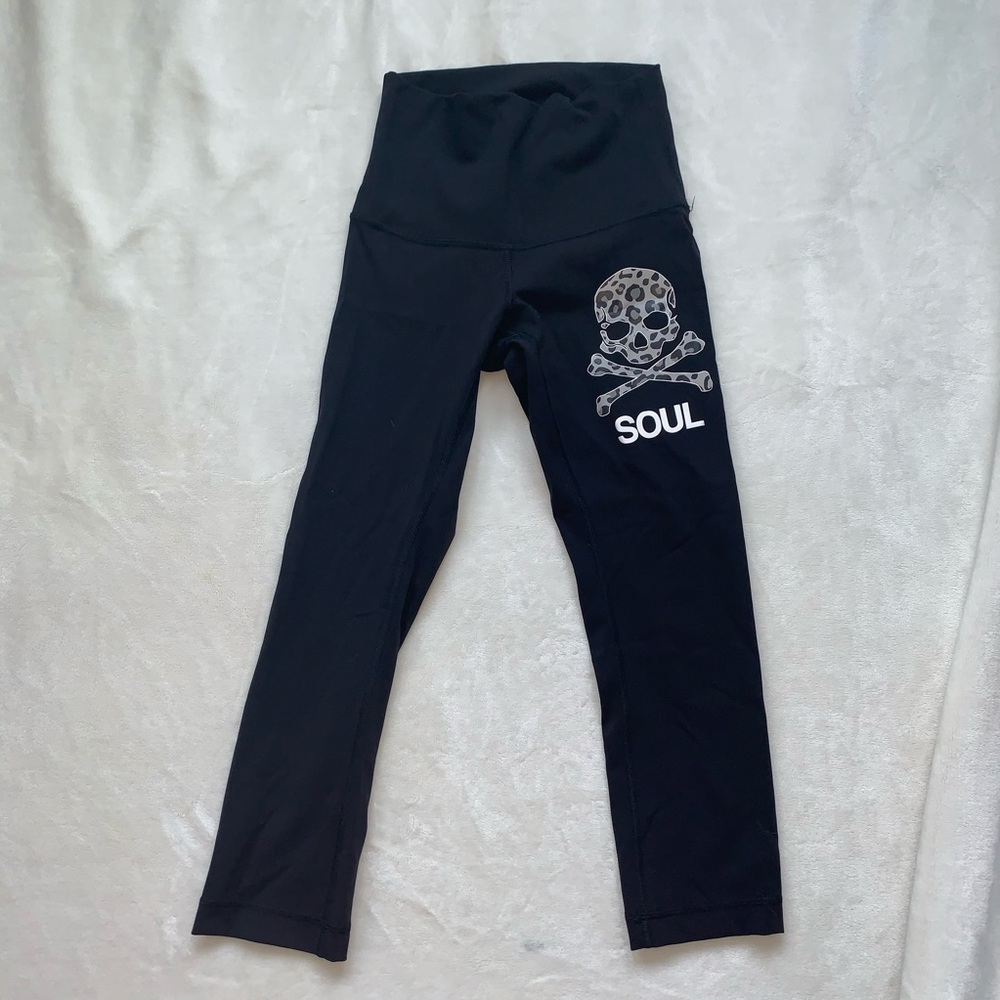soulcycle x lululemon wunder under hr crops